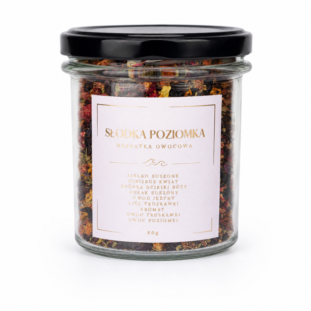 Słodka Poziomka to aromatyczna herbata owocowa, która zachwyca intensywnym smakiem leśnych owoców i naturalnym, słodko-owocowym aromatem.